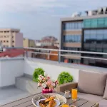 Penthouse With Huge Rooftop Terrace & View *
