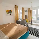 Daire Penthouse With Huge Rooftop Terrace & View Bükreş