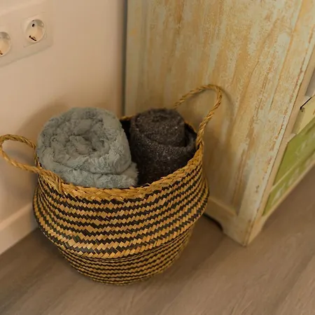 Penthouse With Huge Rooftop Terrace & View Bukarest