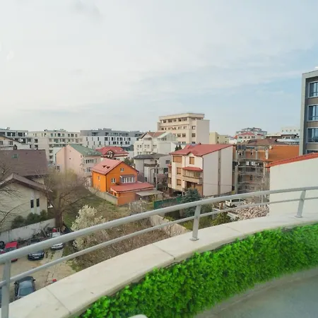 Penthouse With Huge Rooftop Terrace & View Апартаменти