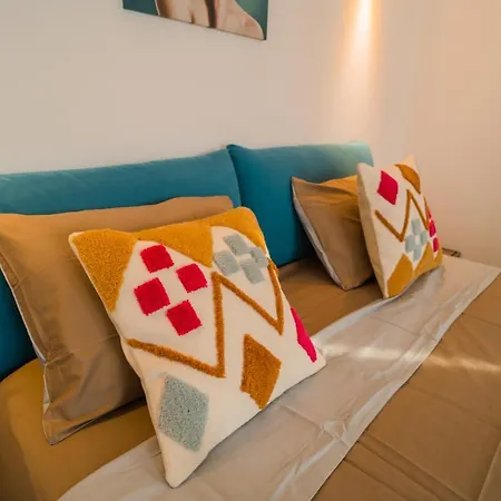 Penthouse With Huge Rooftop Terrace & View