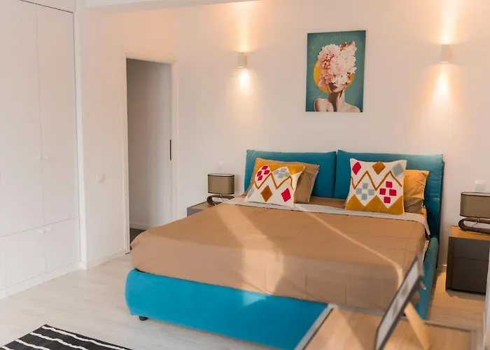 Penthouse With Huge Rooftop Terrace & View Lejlighed Bukarest