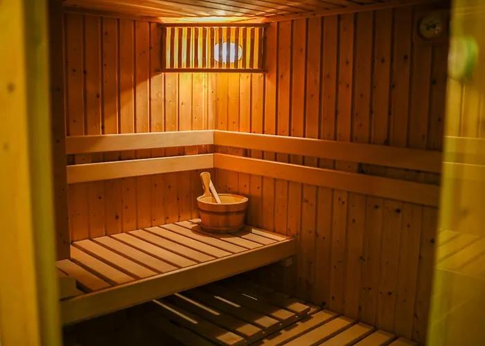 Penthouse With Huge Rooftop Terrace & View Bucarest